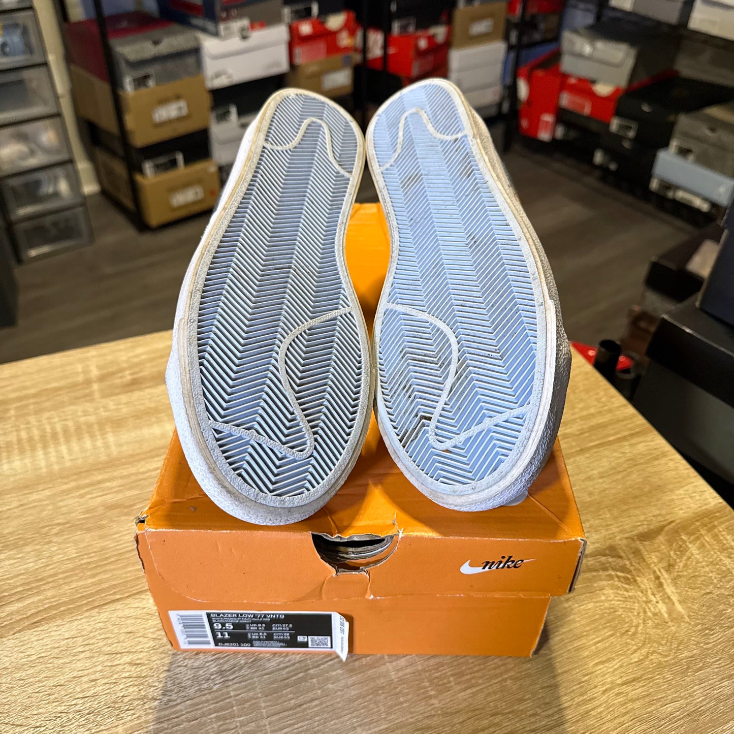 Size 9.5 - Blazer '77 Vintage Low White Midnight Navy