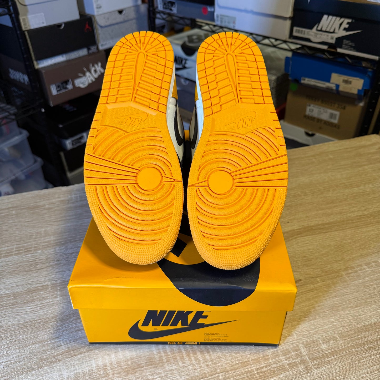 Size 10.5 - AJ 1 Taxi