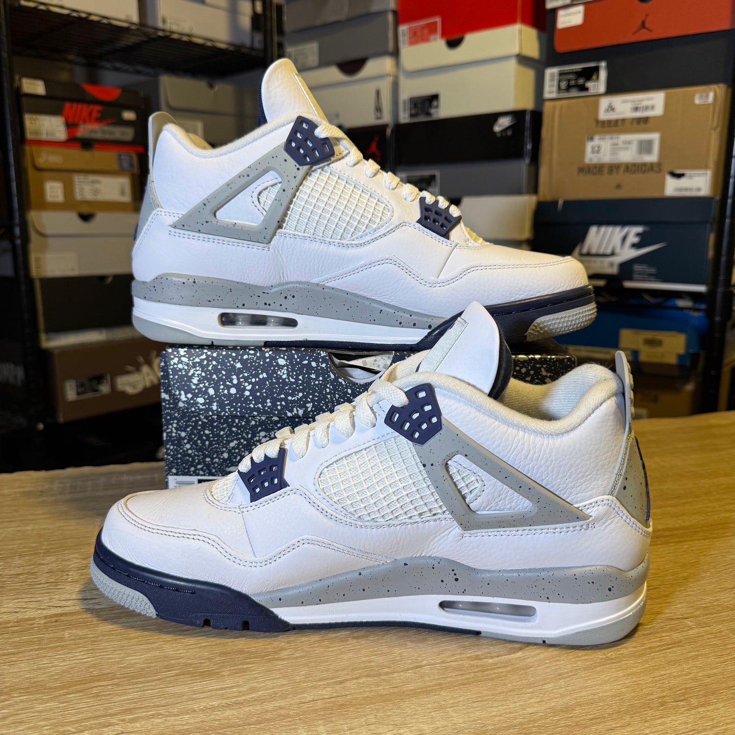 Size 10.5 - AJ 4 Midnight Navy