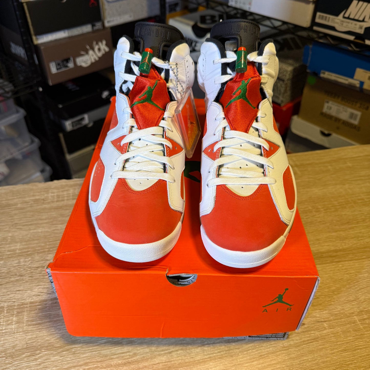 Size 9 - AJ 6 Gatorade