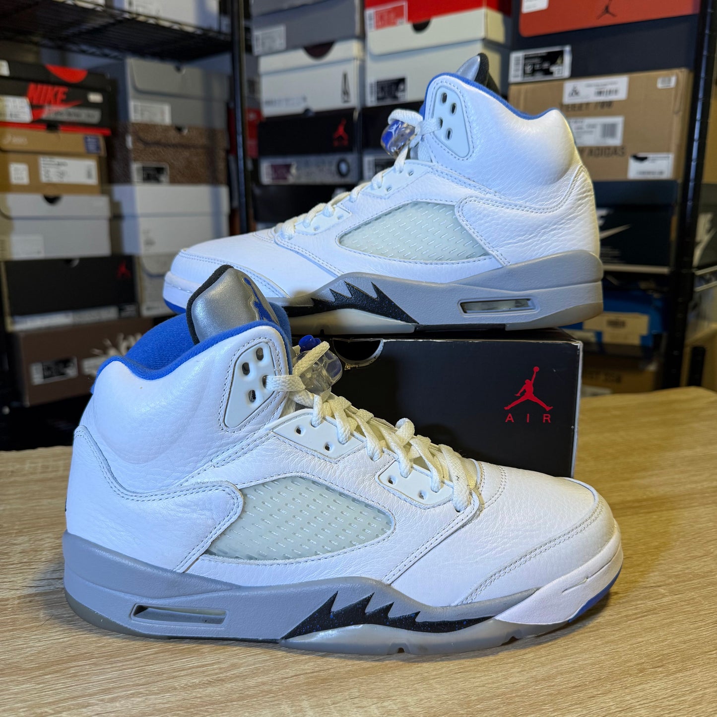 Size 9 - AJ 5 Retro Stealth