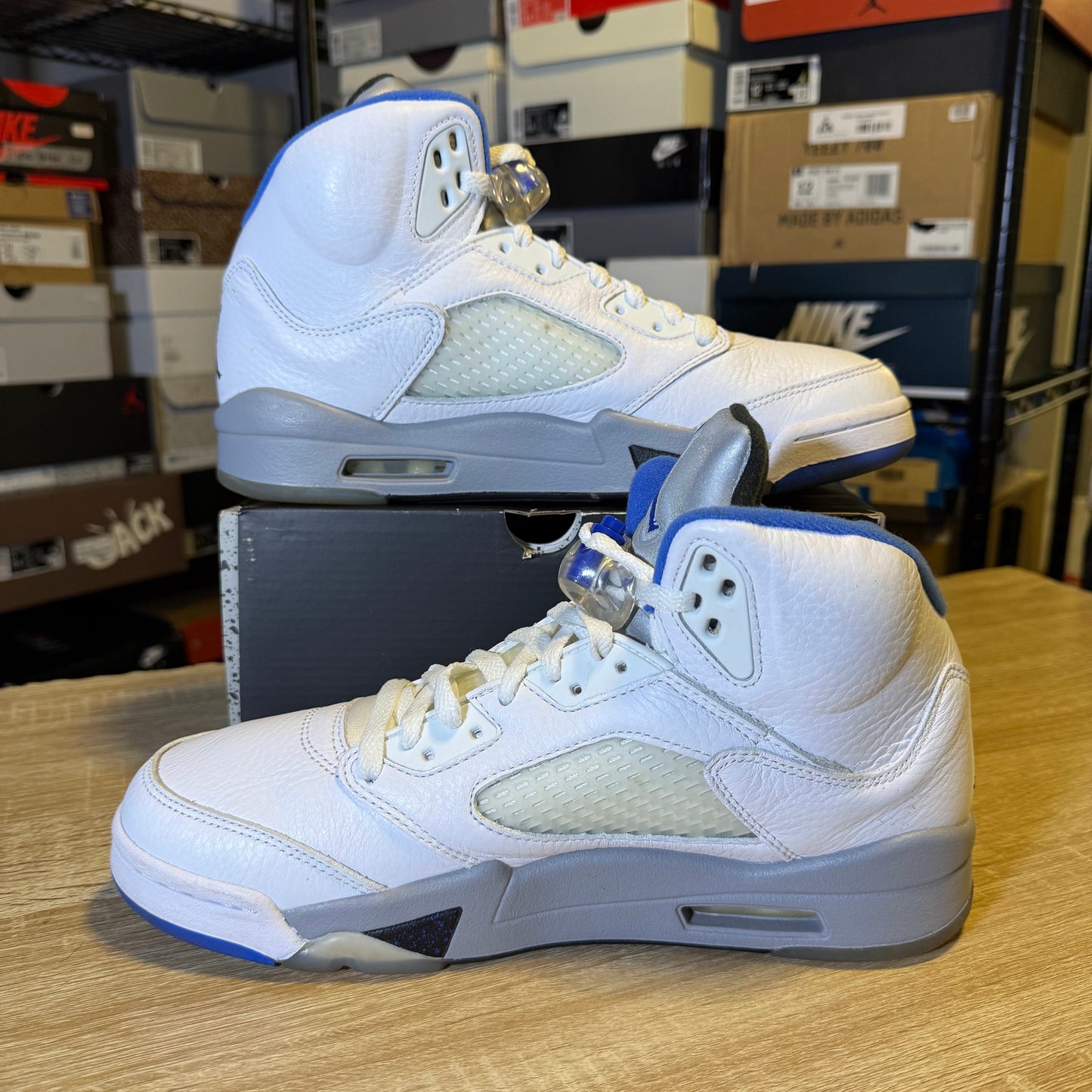 Size 9 - AJ 5 Retro Stealth