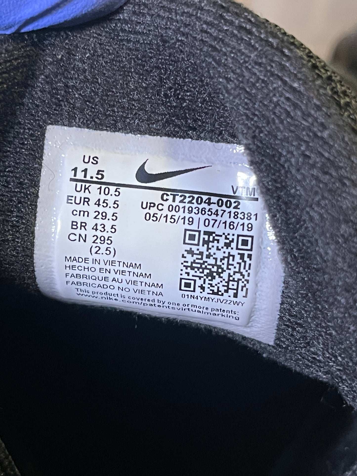 Size 11.5 - Air Max 720 Black Crimson