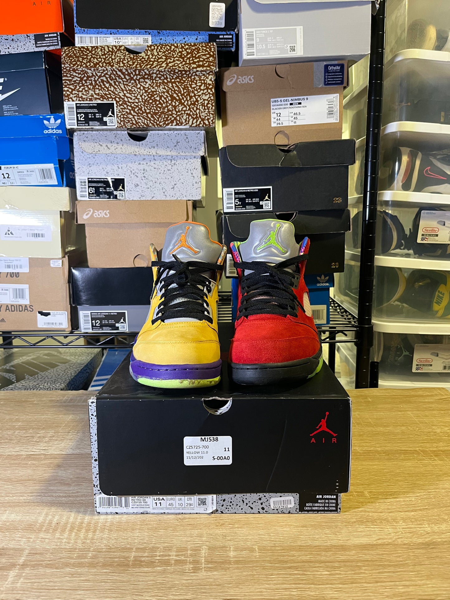 Size 11 - AJ 5 Retro SE Solar Orange