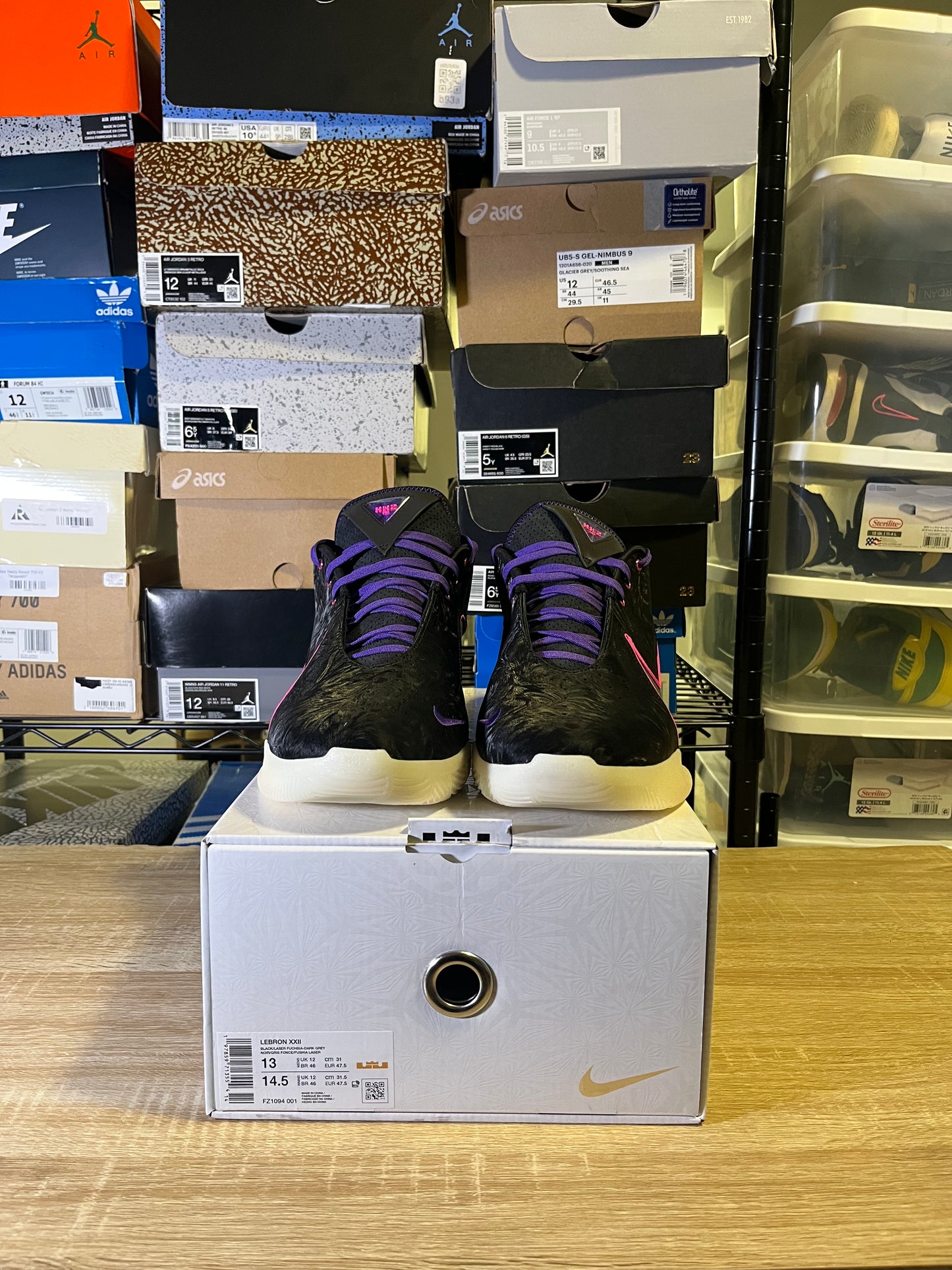 Size 13 - LeBron 22 Backlight