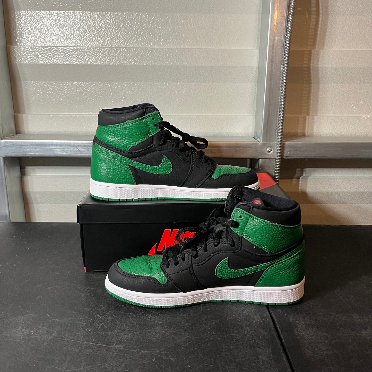 Size 10 - AJ 1 Pine Green 2.0