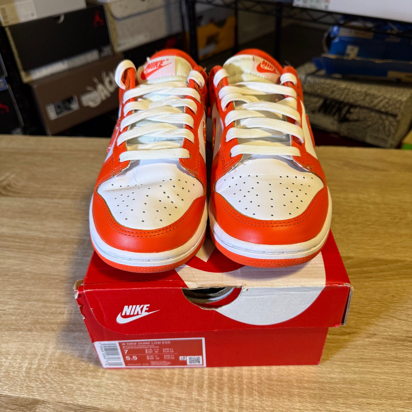 Size 5.5 M – Dunk Orange Paisley