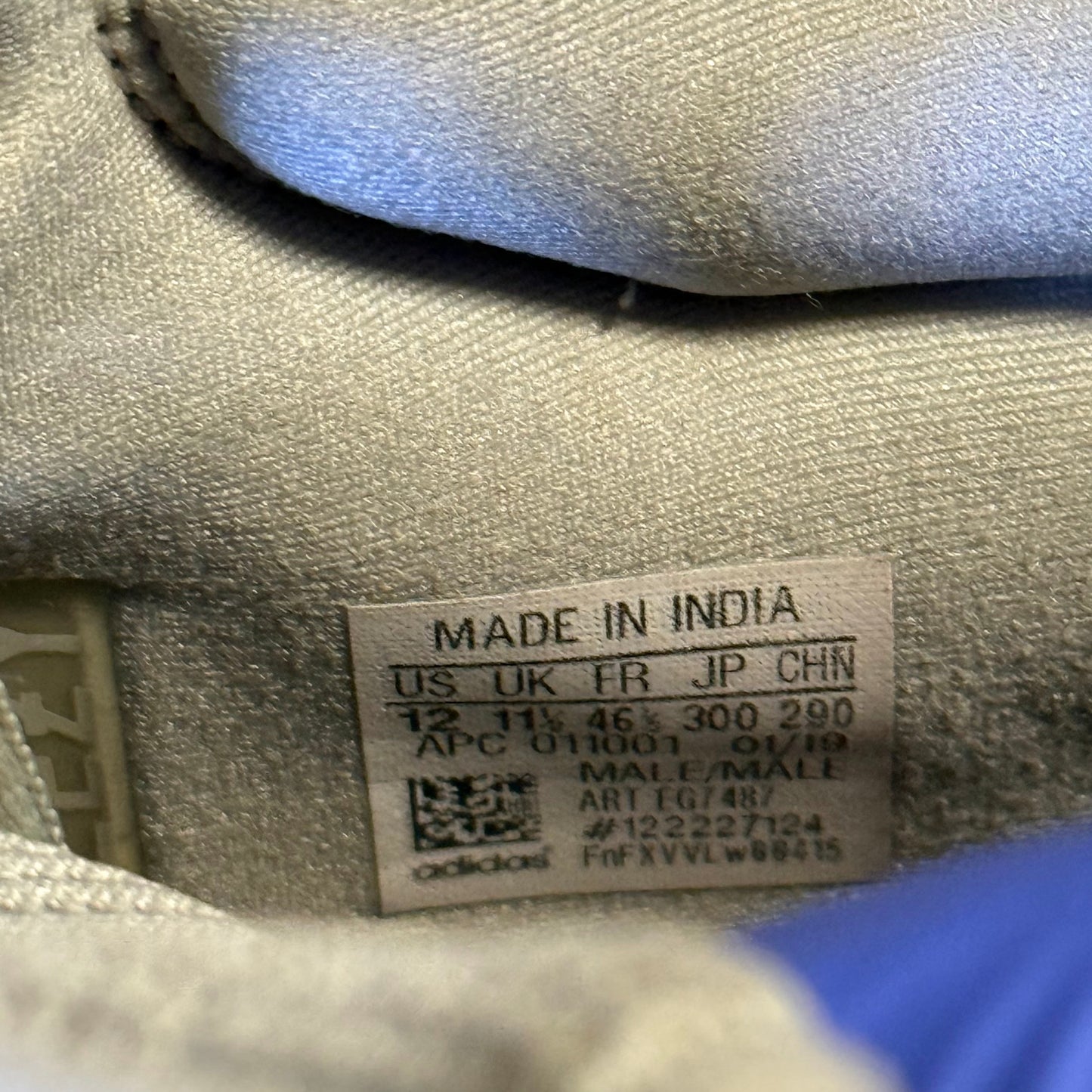 Size 12 - YZY 700 Salt