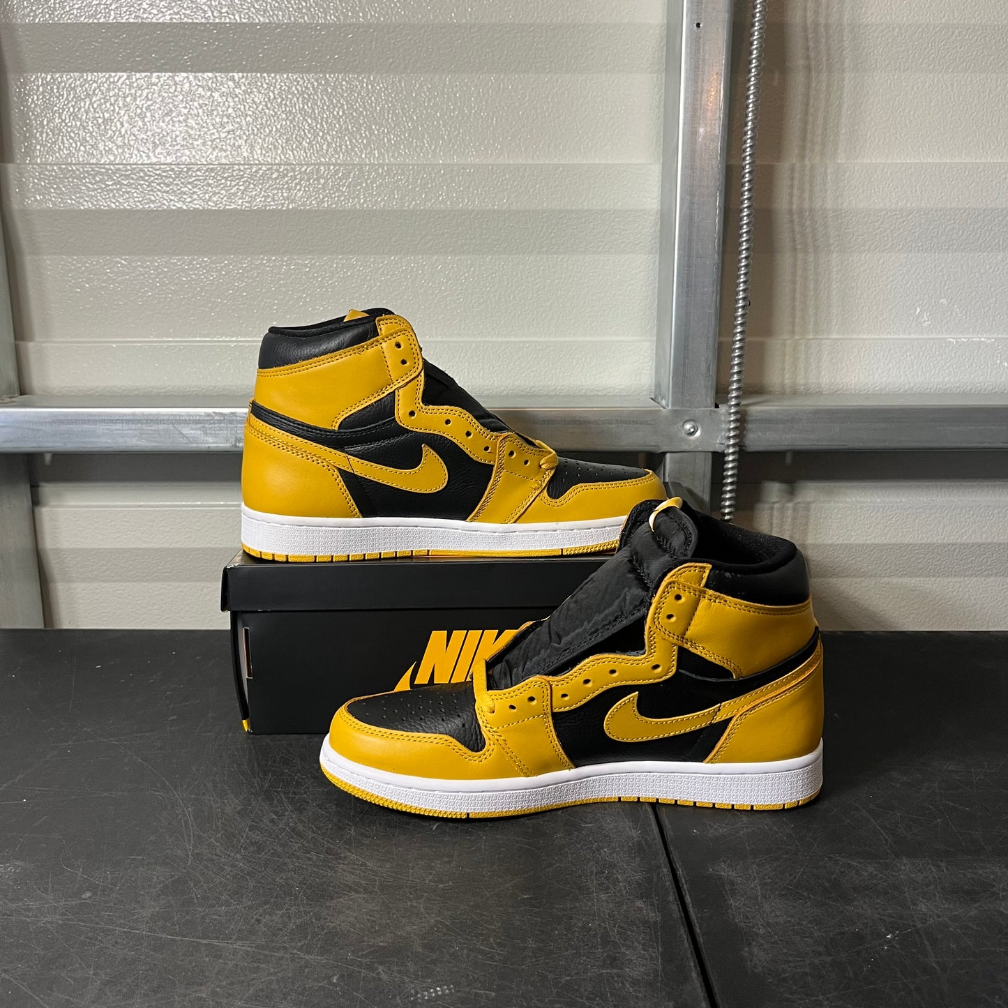 Size 9 - AJ 1 Pollen