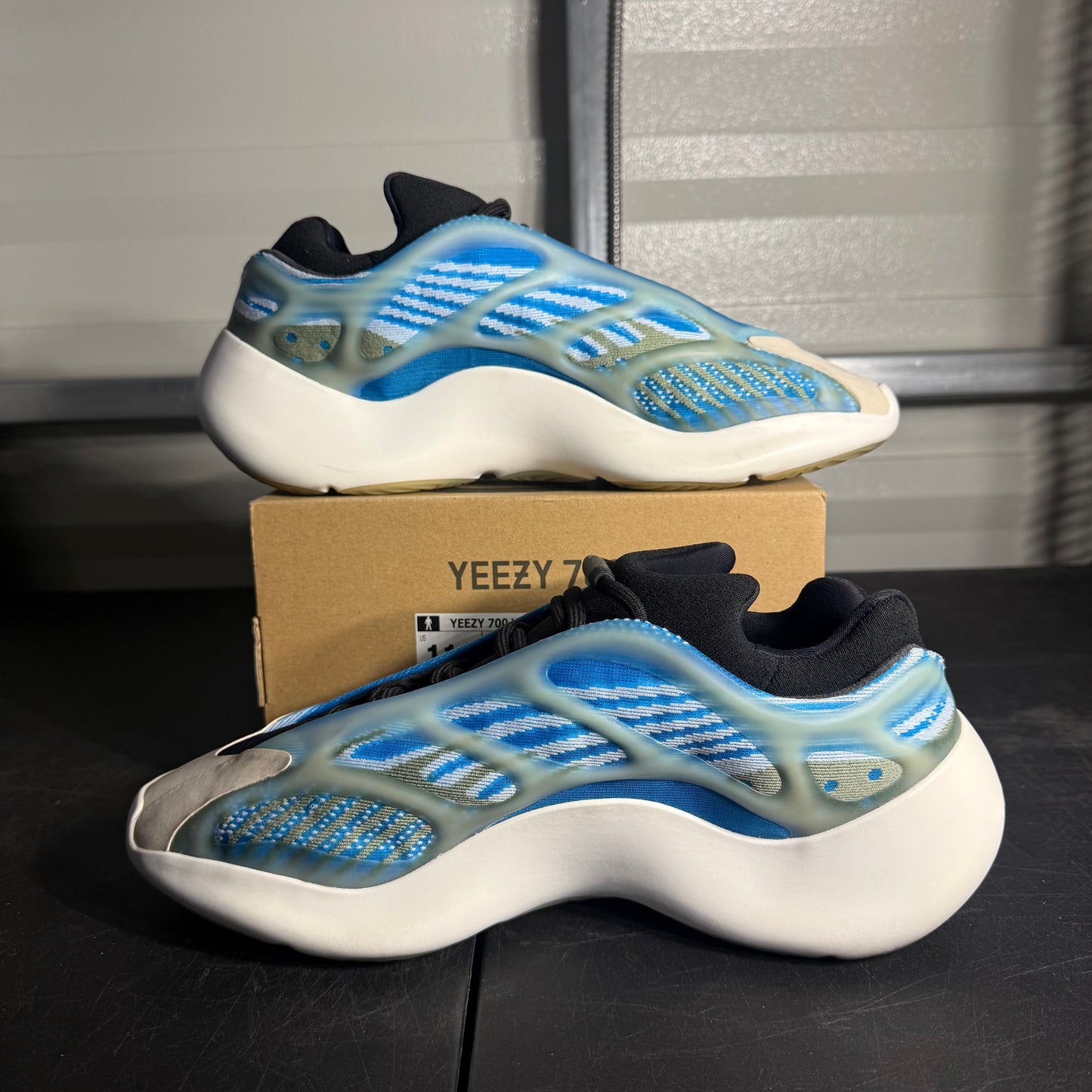 Size 11.5 - Yeezy 700 V3 Arzareth