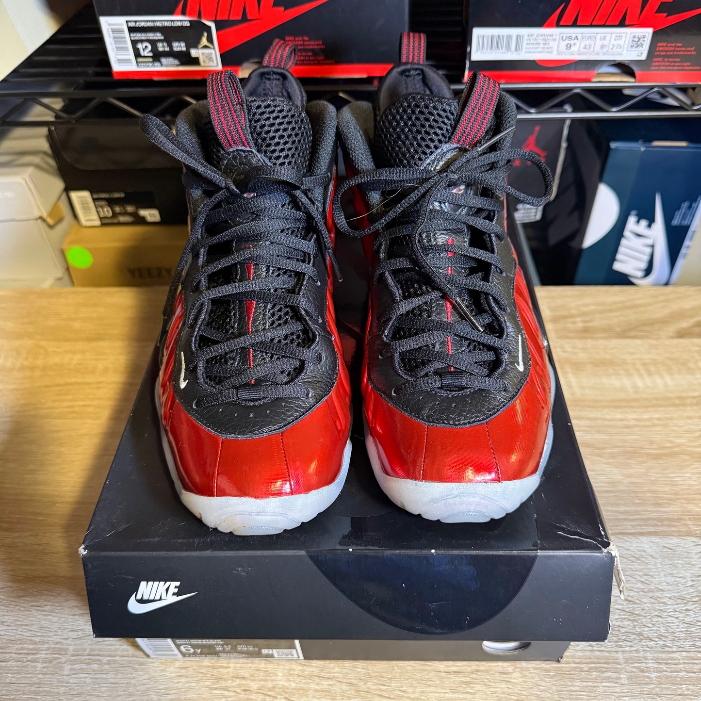 Size 6Y - Foamposite University Red