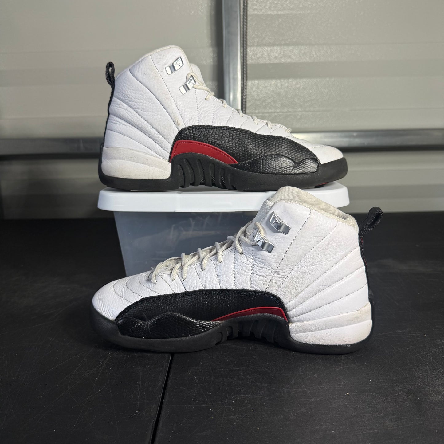 Size 7Y - AJ 13 Taxi Flip