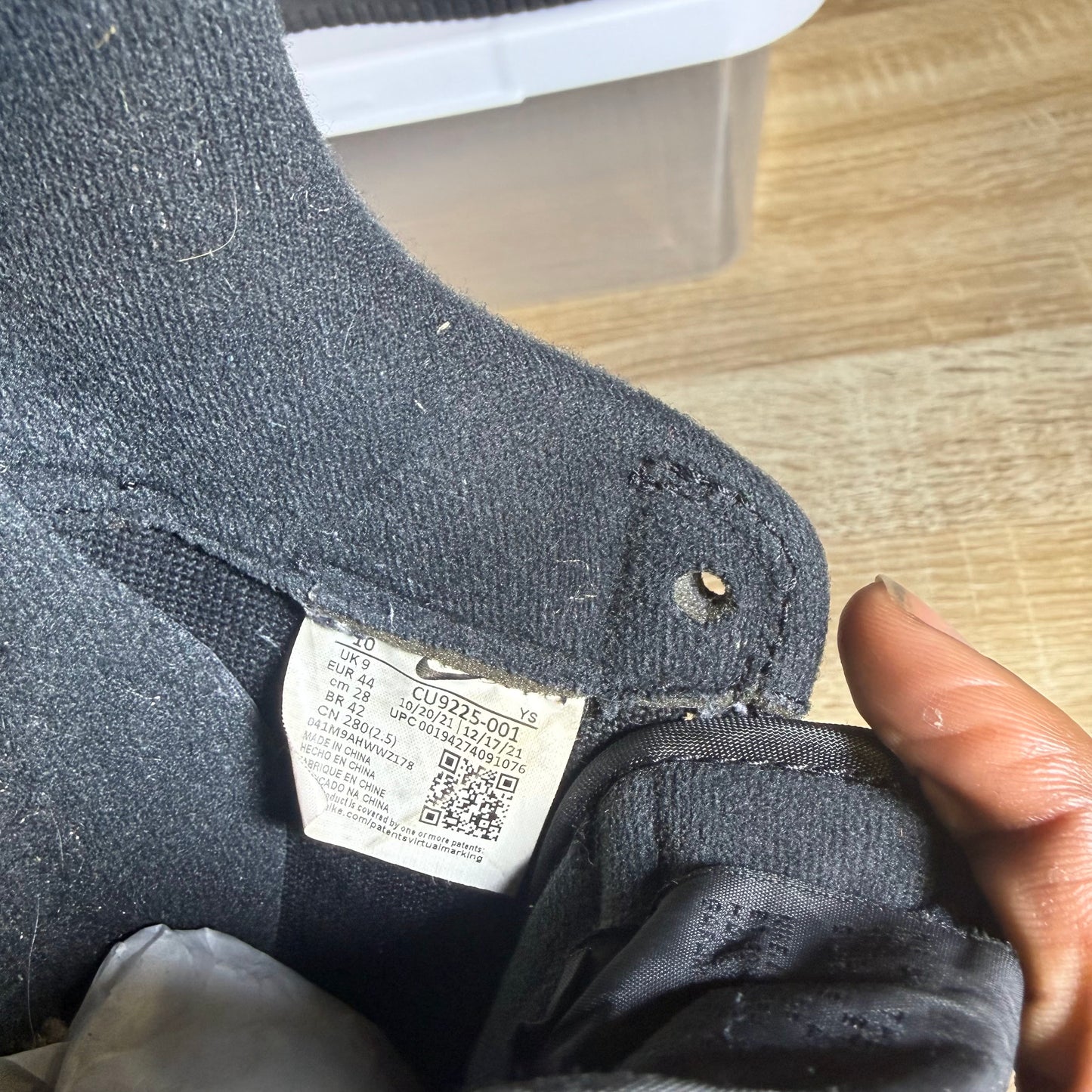 Size 10 - AF 1 Supreme Black