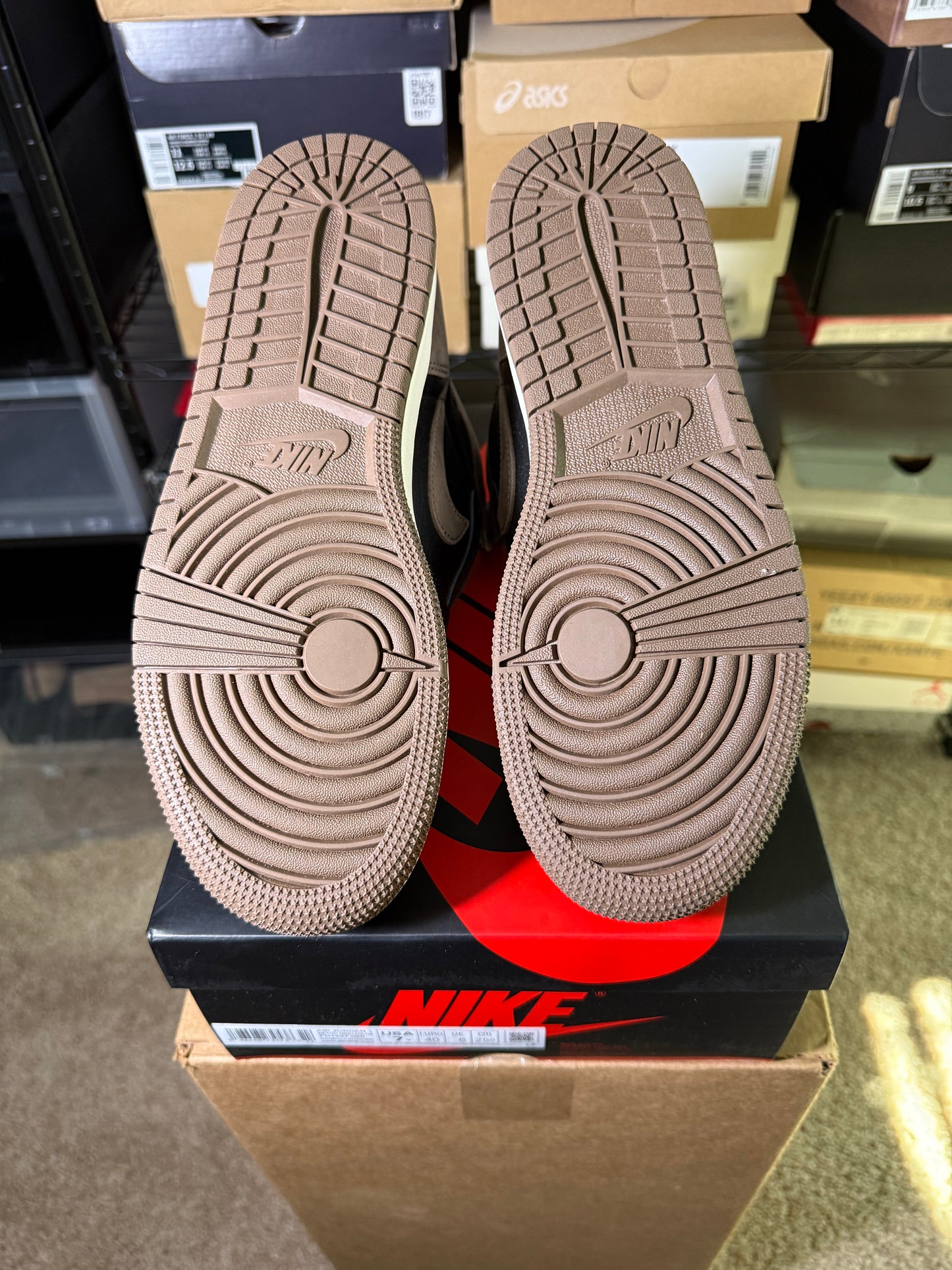 Size 7 - AJ 1 Palomino