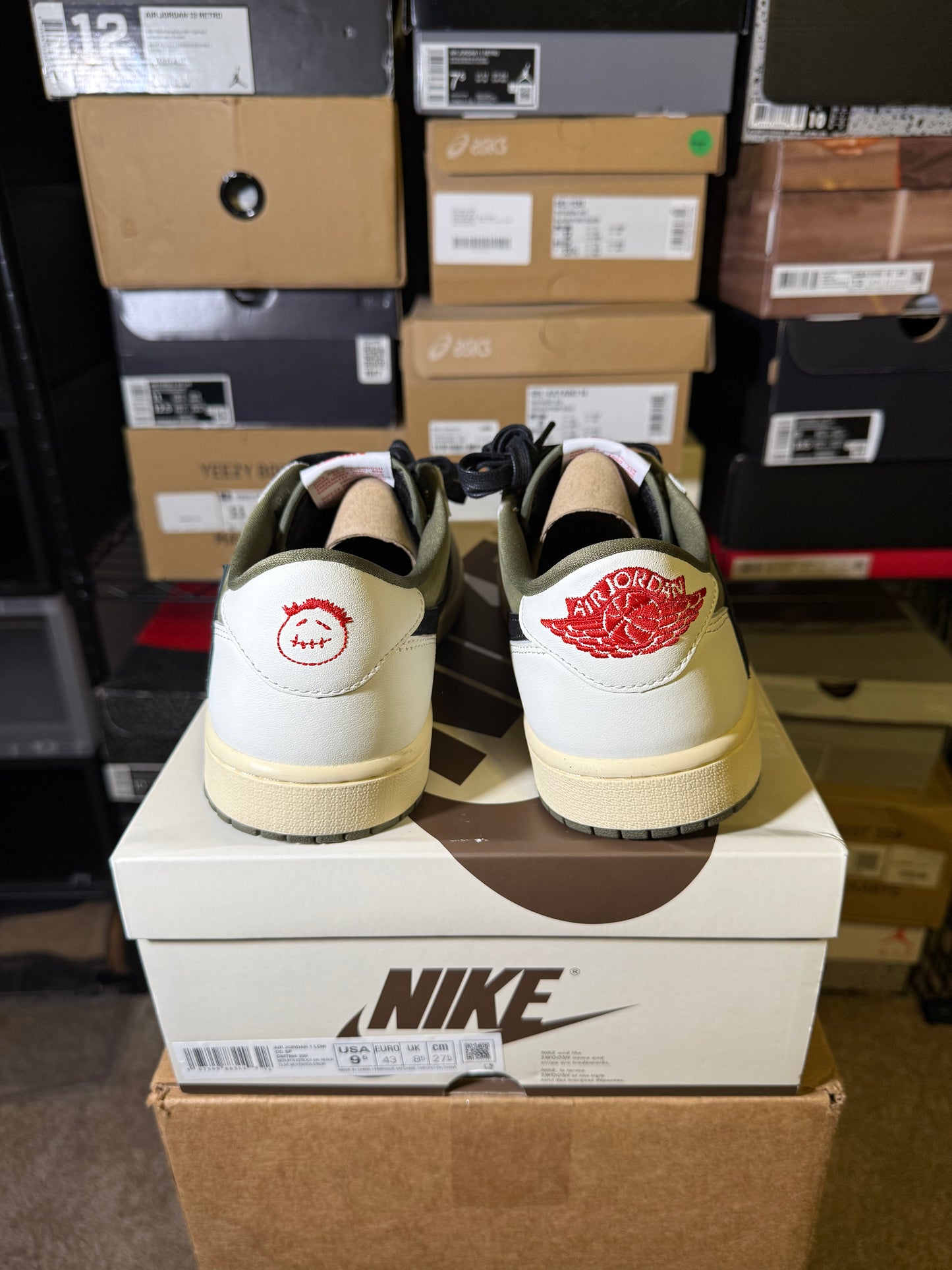 Size 9.5 - Travis Scott x AJ 1 Retro OG SP Low Reverse Olive / Medium
