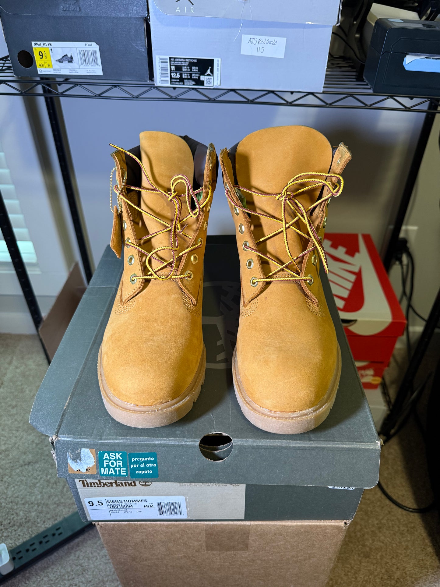 Size 9.5 - Timberland Boots