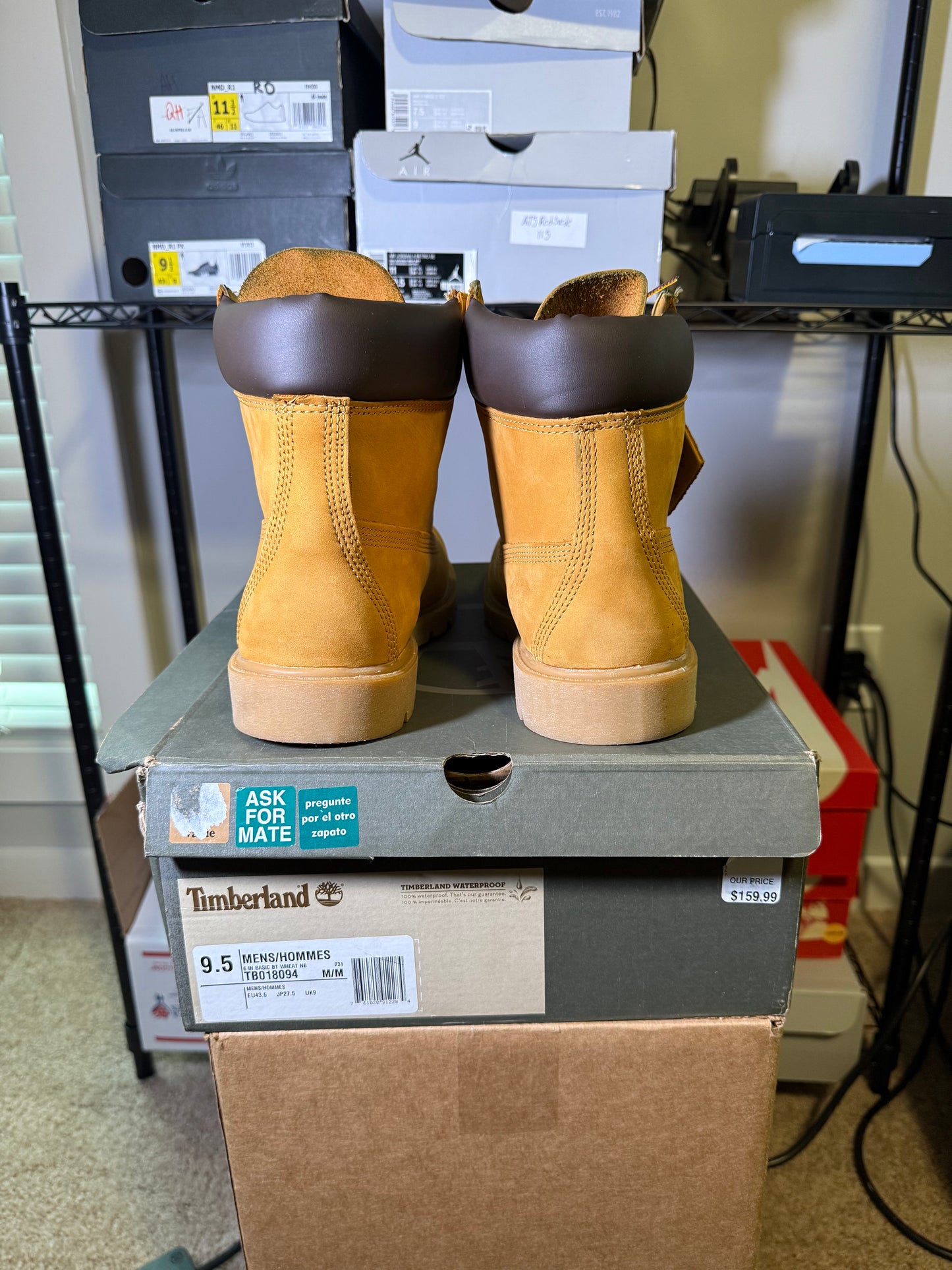 Size 9.5 - Timberland Boots