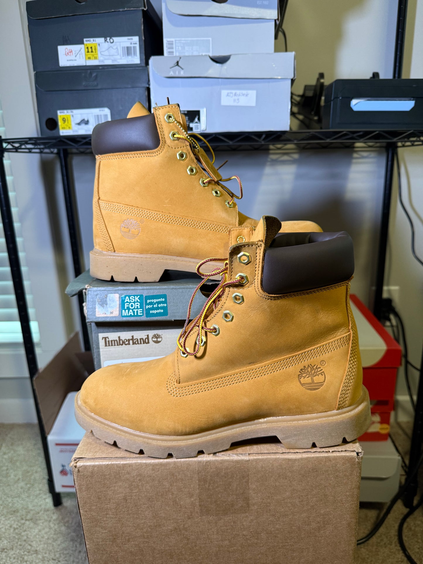Size 9.5 - Timberland Boots