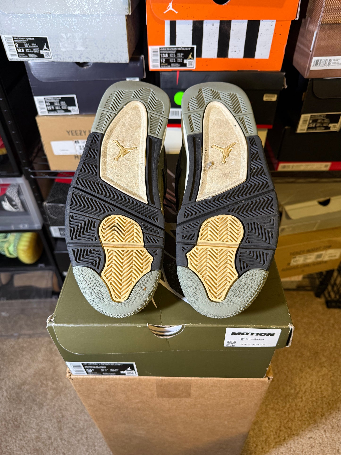 Size 9.5 - AJ 4 SE Retro Low Craft - Olive