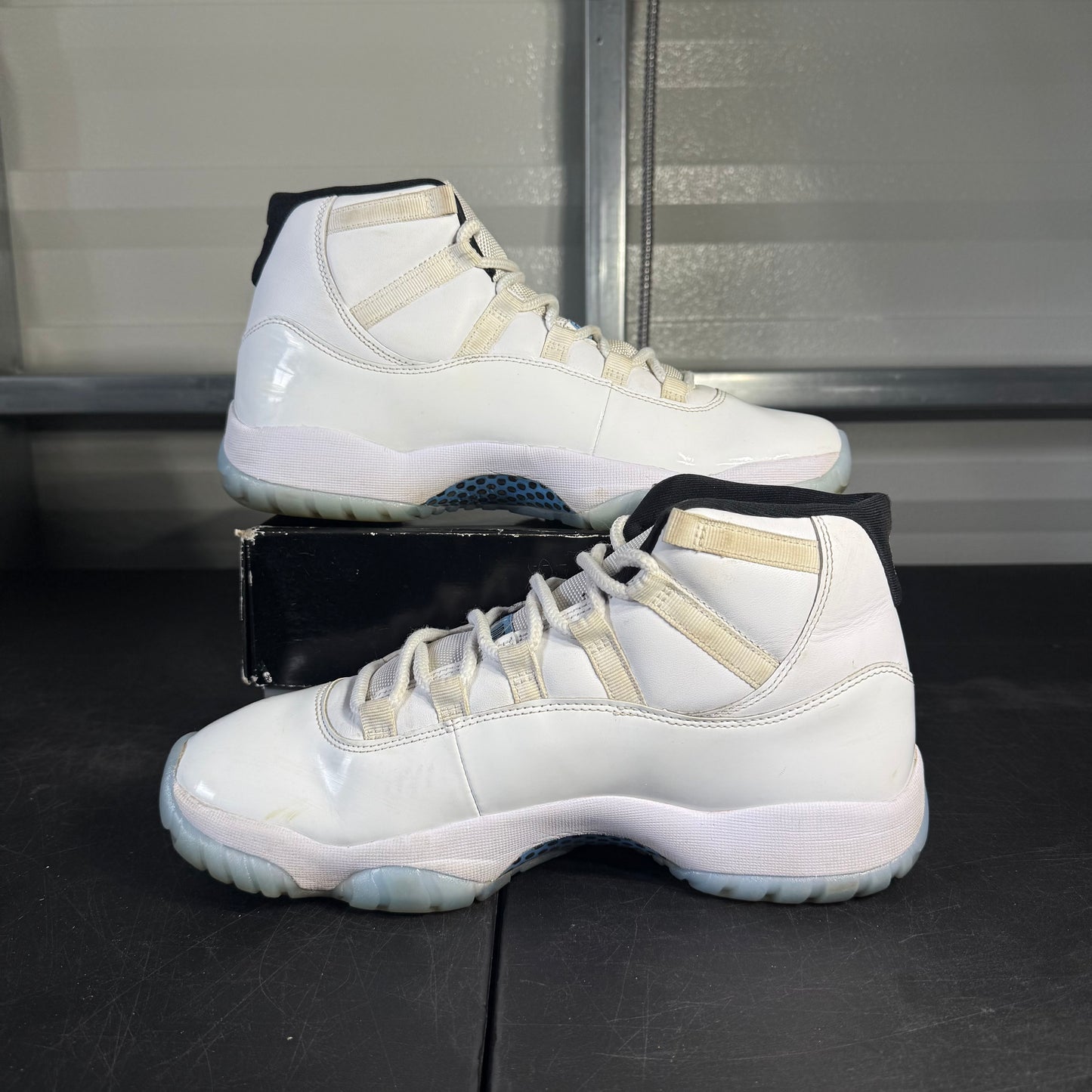 Size 10 - AJ 11 Legend Blue