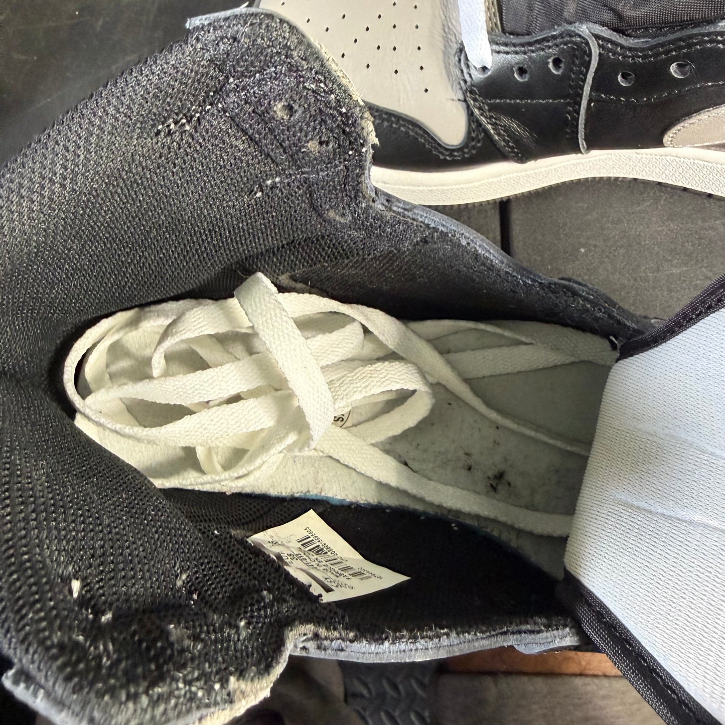 Size 6Y - AJ 1 Shadow