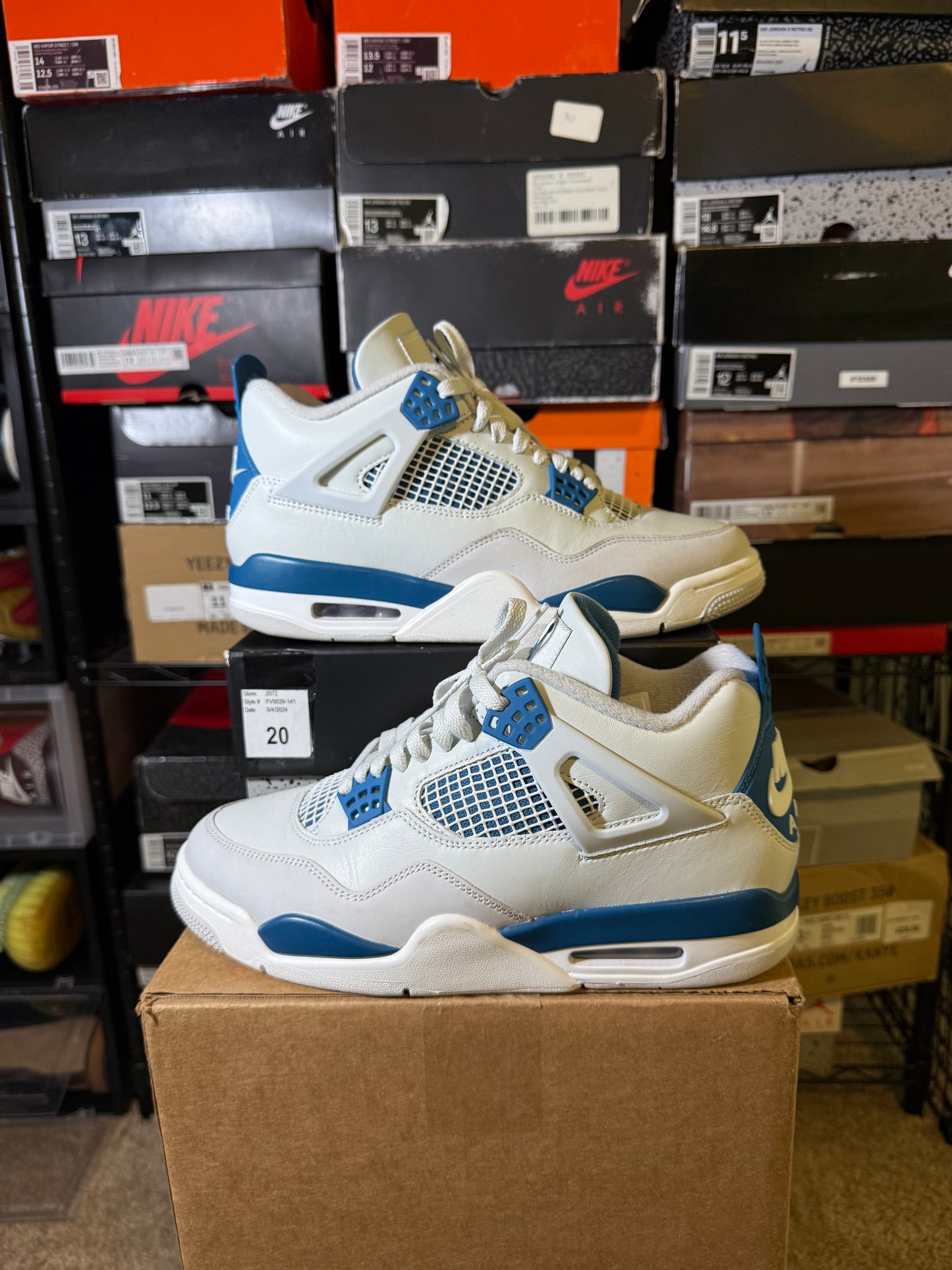 Size 9 - AJ 4 Retro 2024 Military Blue