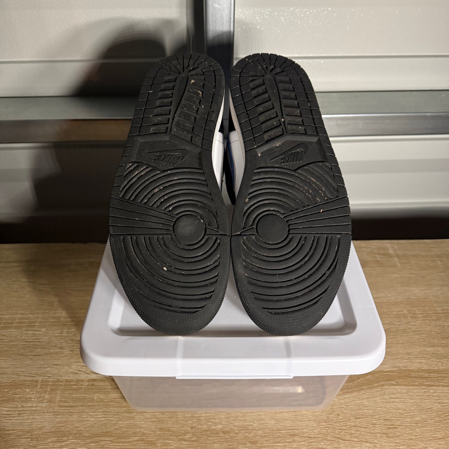 Size 10.5 - AJ 1 Mid Racer Blue