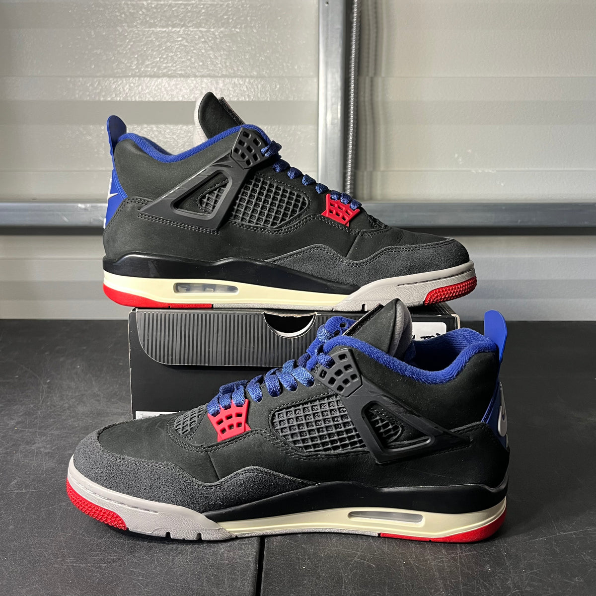 Size 11 - AJ 4 Rare Air
