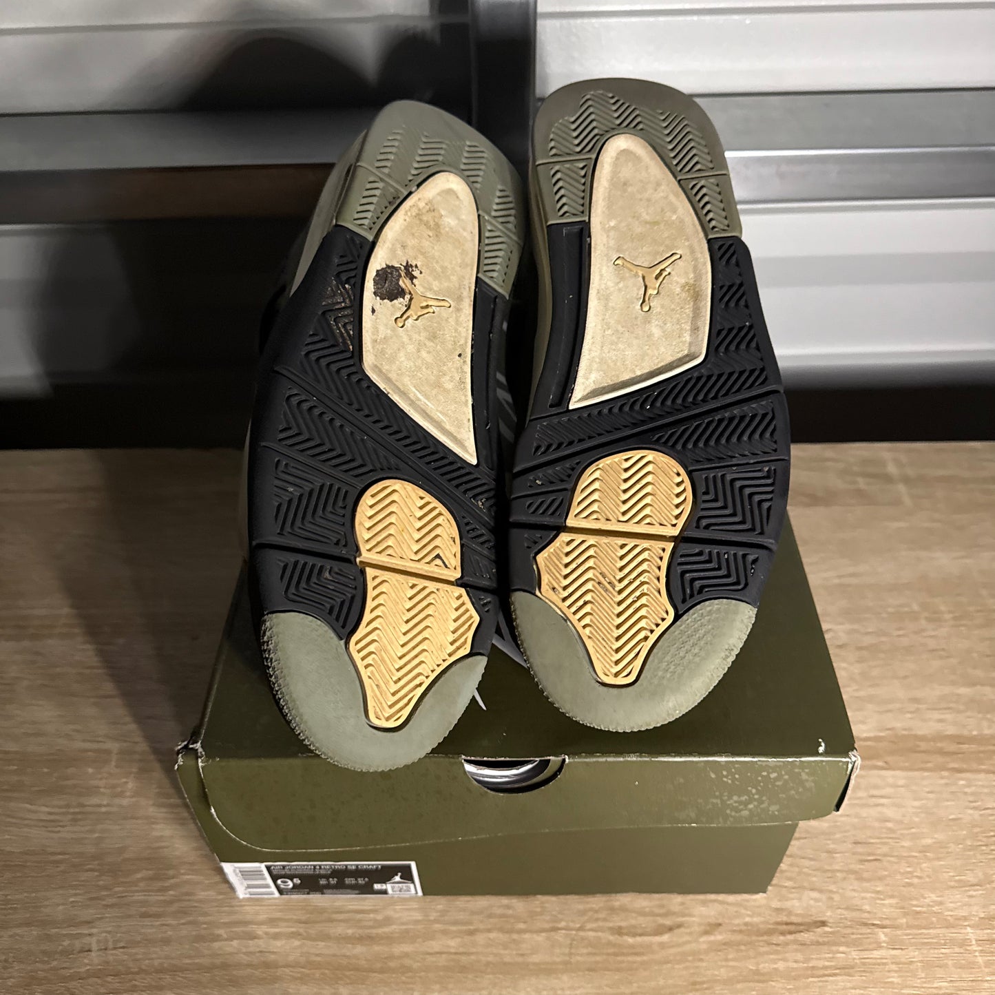 Size 9.5 - AJ 4 Retro SE Craft Medium Olive