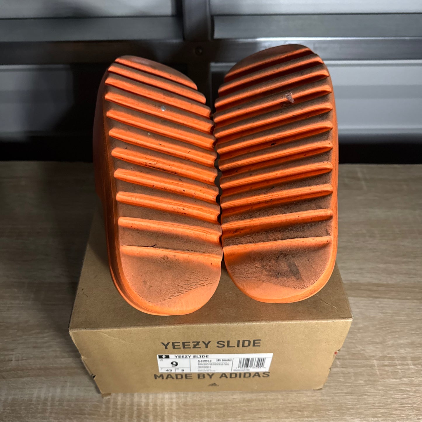 Size 9 - YZY Slide Enflame Orange