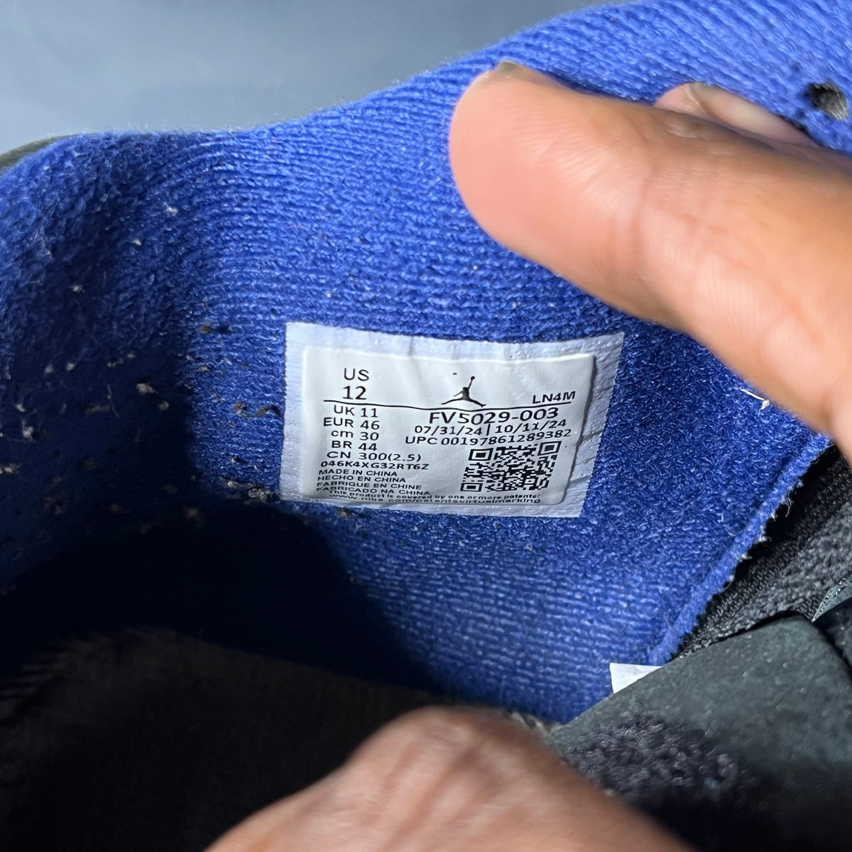 Size 12 - AJ 4 Rare Air