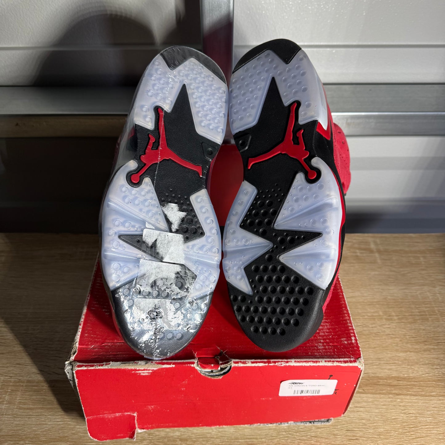 Size 9.5 - AJ 6 Retro Toro Bravo
