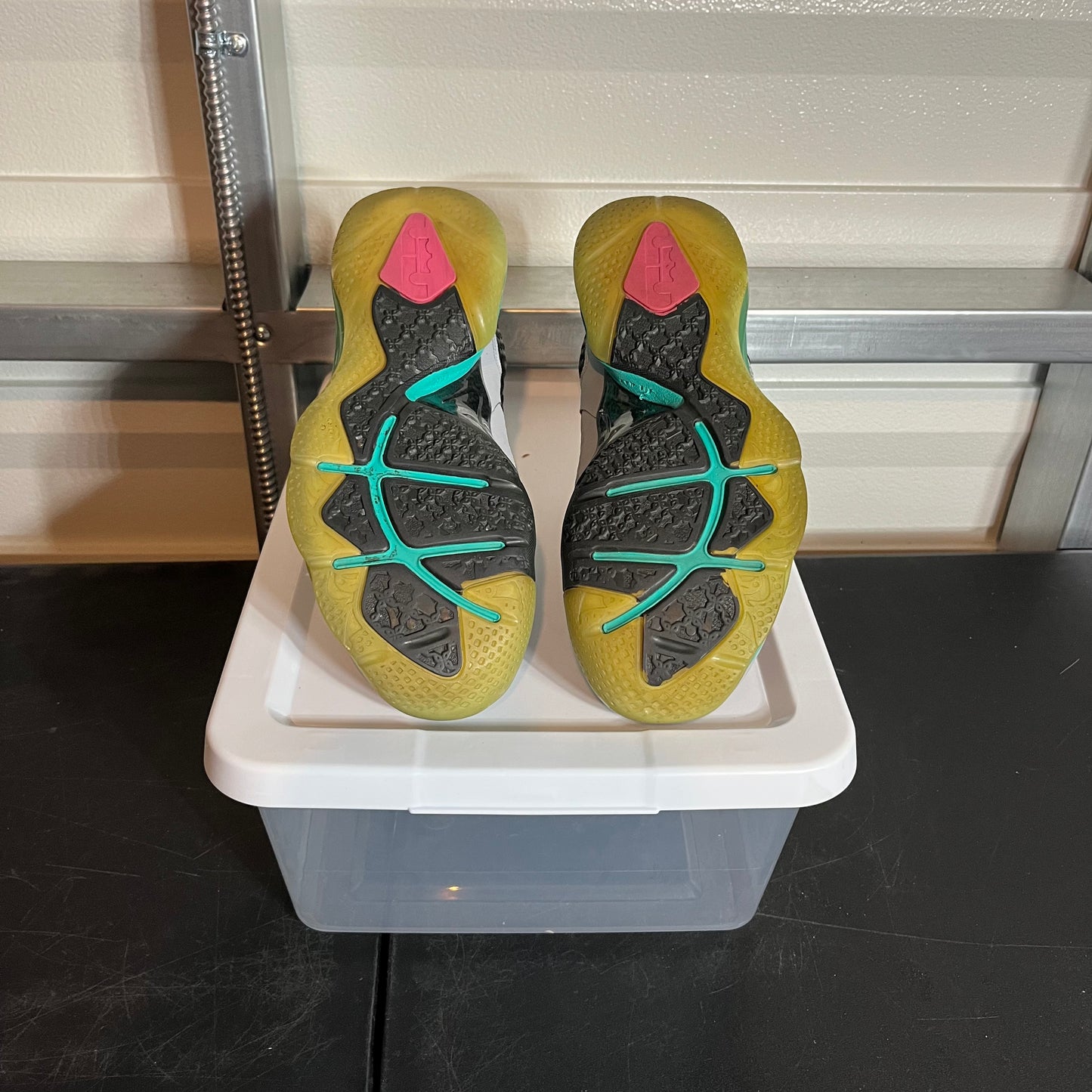 Size 7Y - LeBron 9 P.S. Elite South Beach
