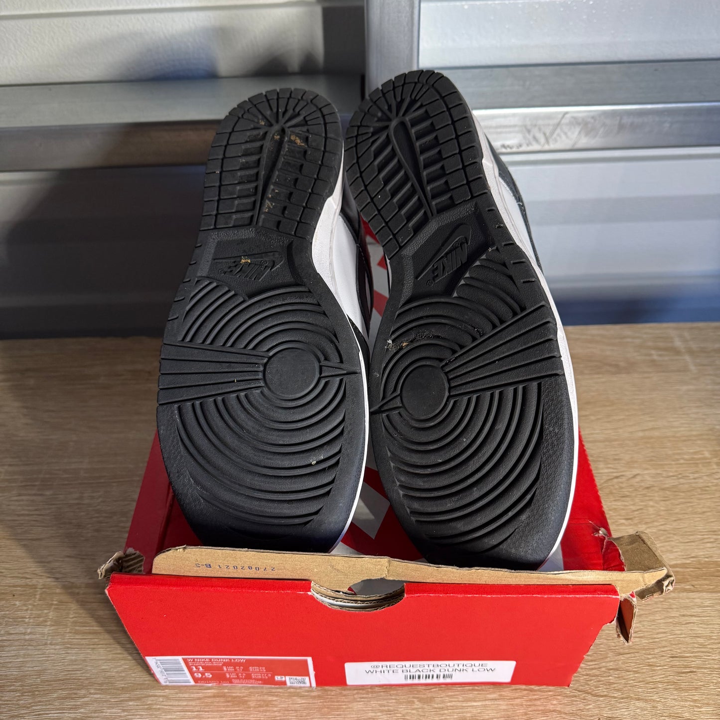 Size 11W – Dunk Low Panda