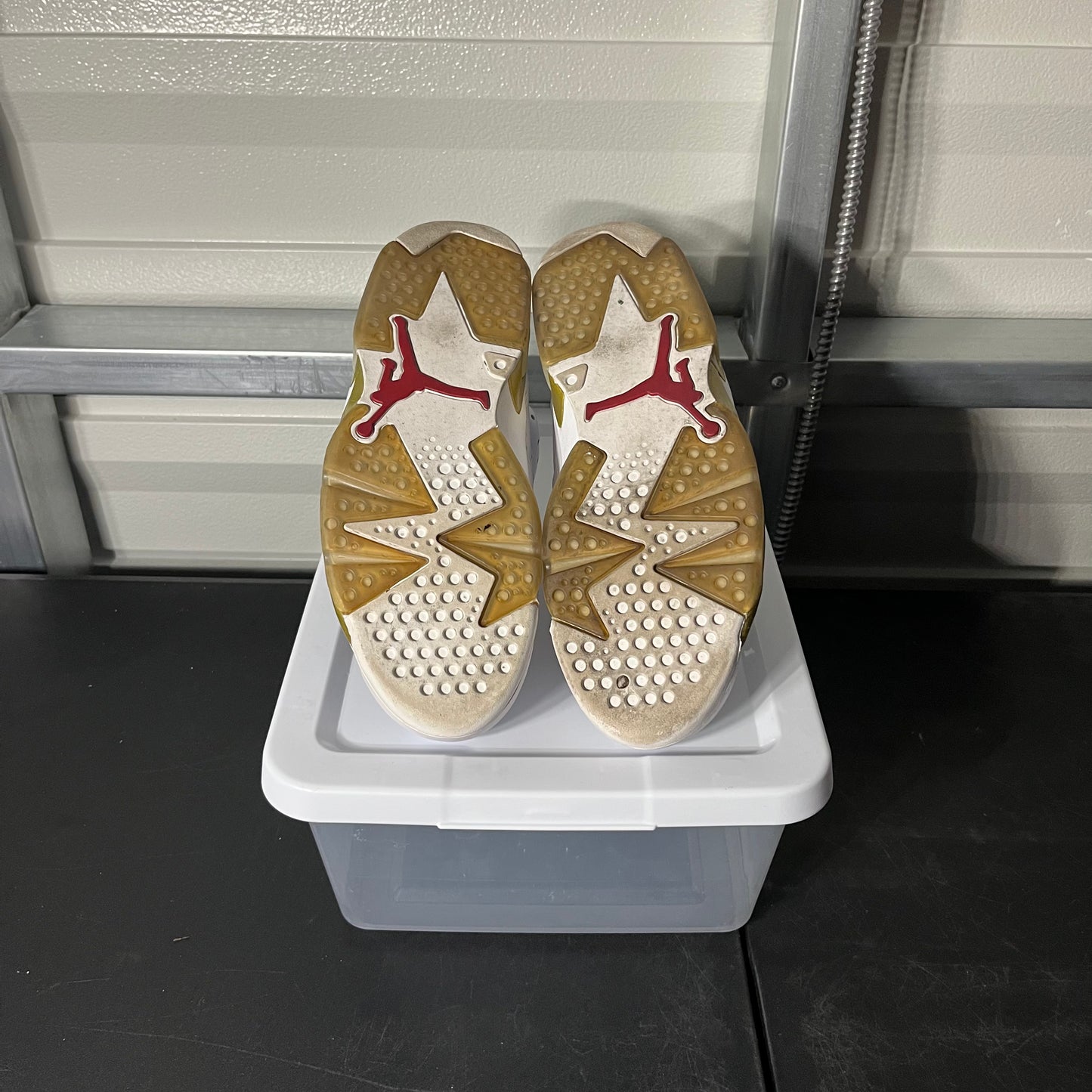 Size 10.5 - AJ 6 Retro Golden Moments Pack