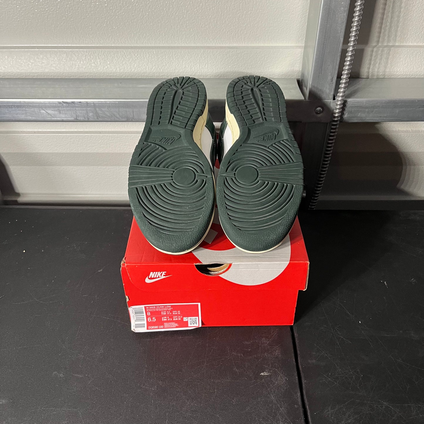 Size 8W - Dunk Low Retro Vintage Green