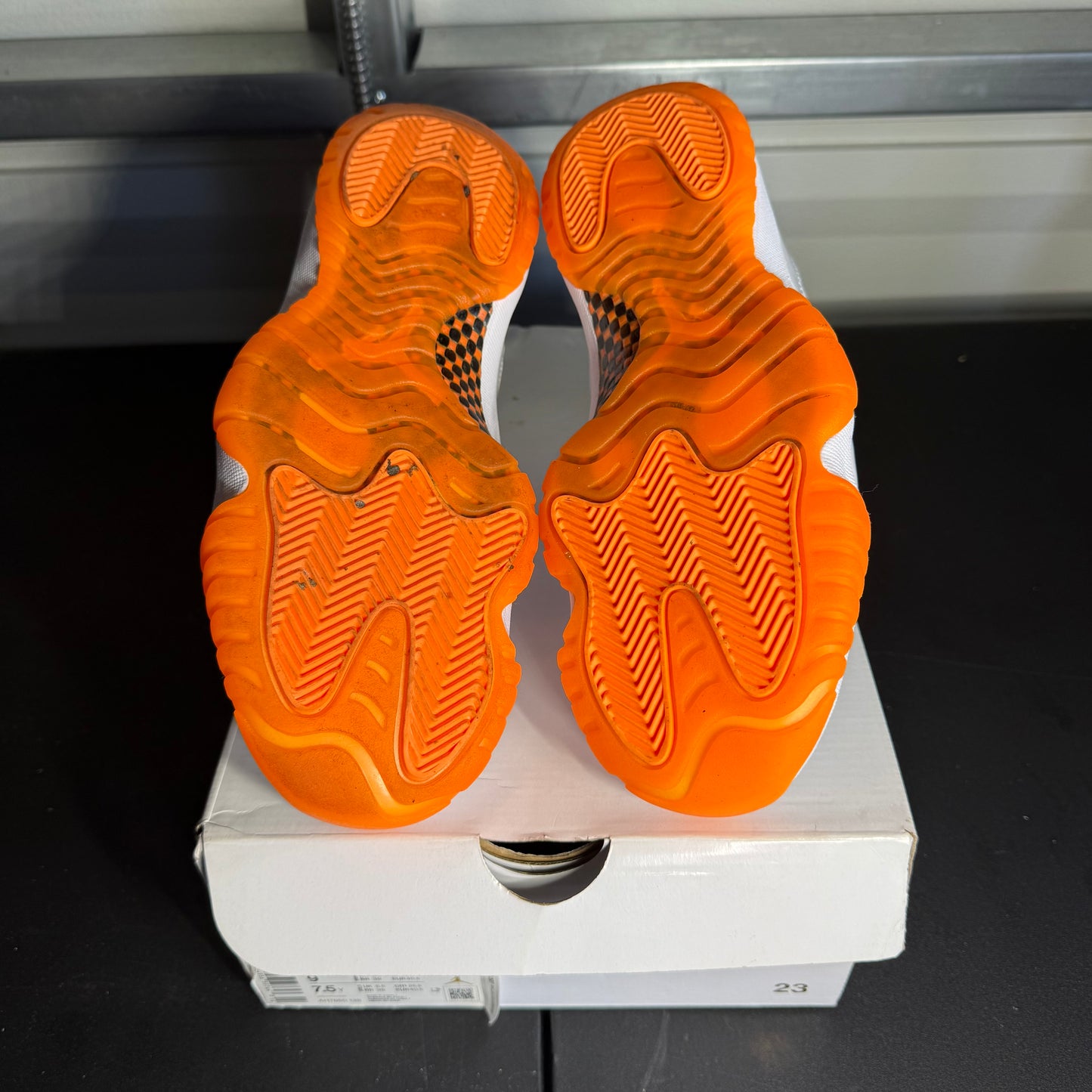 Size 9W - AJ 11 Retro Low Bright Citrus