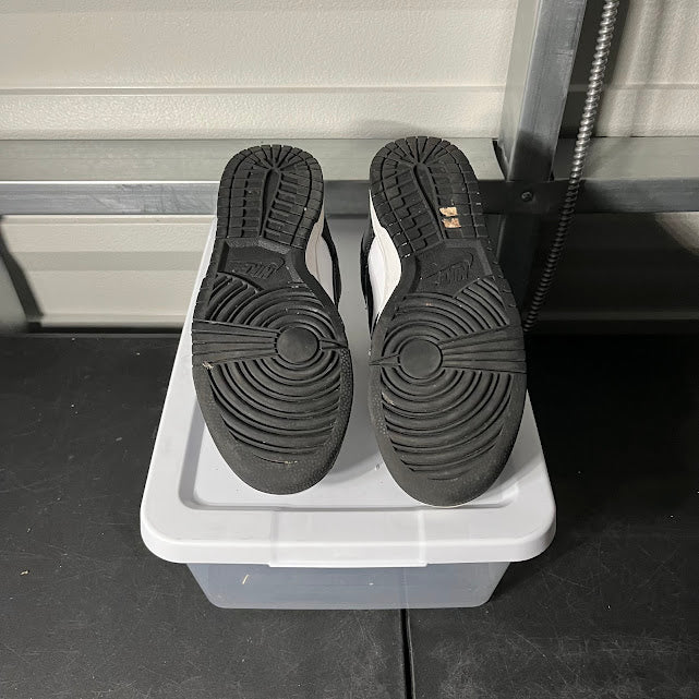 Size 9.5 - Dunk Low Retro Panda