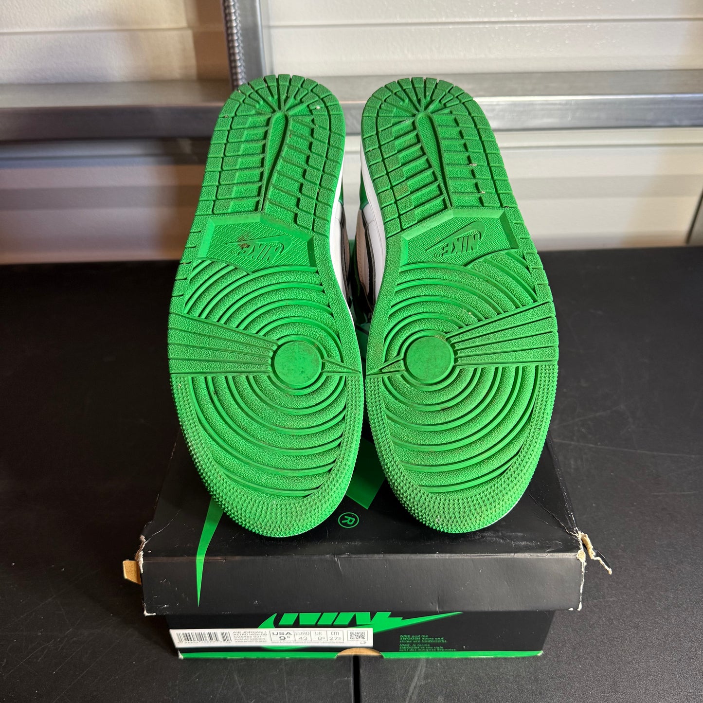Size 9.5 - AJ 1 Retro High Lucky Green