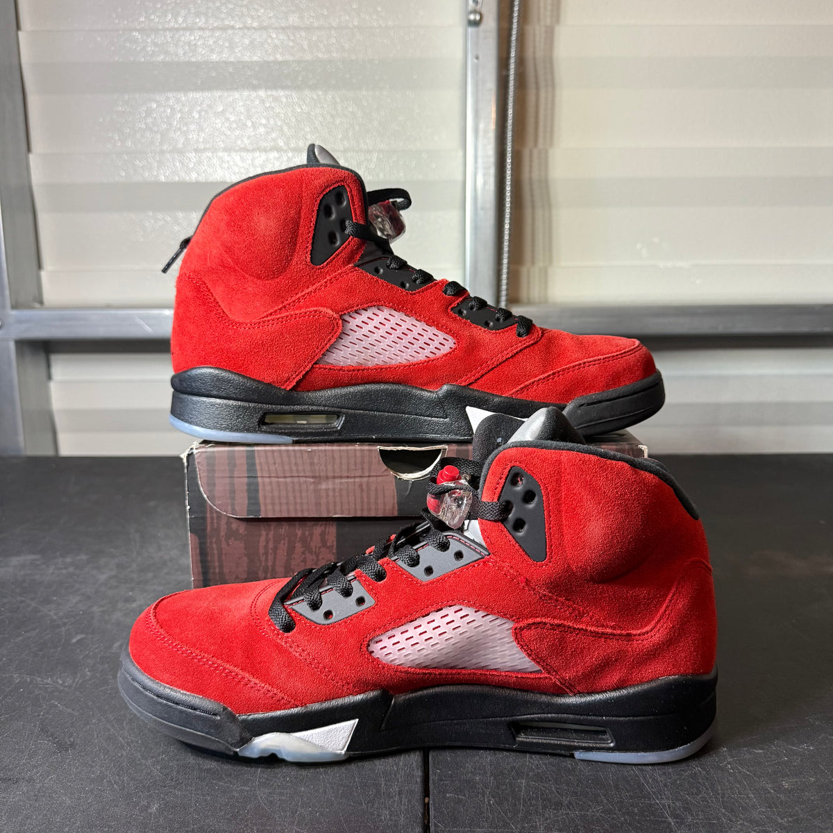 Size 11.5 - AJ 5 Raging Bull