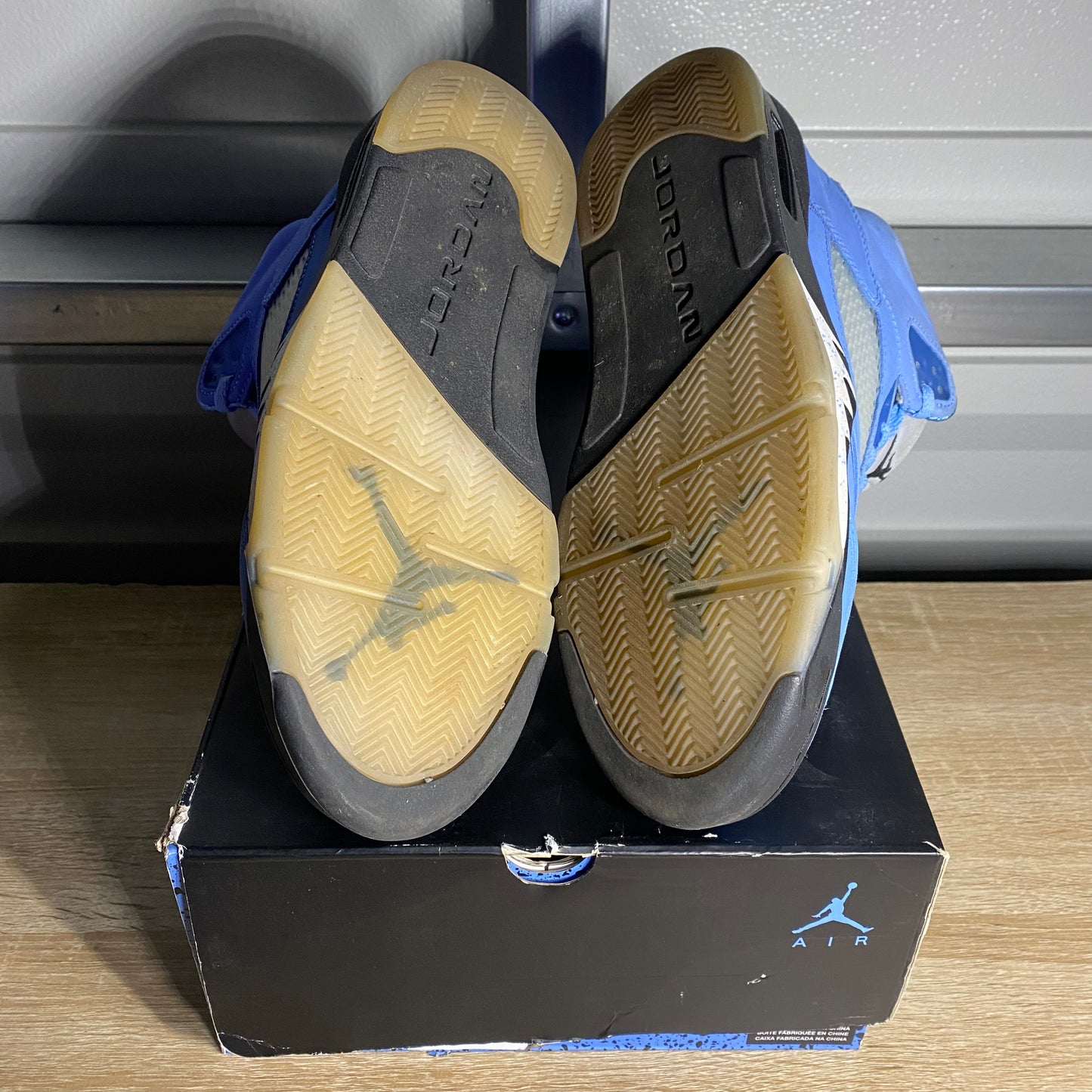 Size 9.5 - AJ 5 Retro UNC