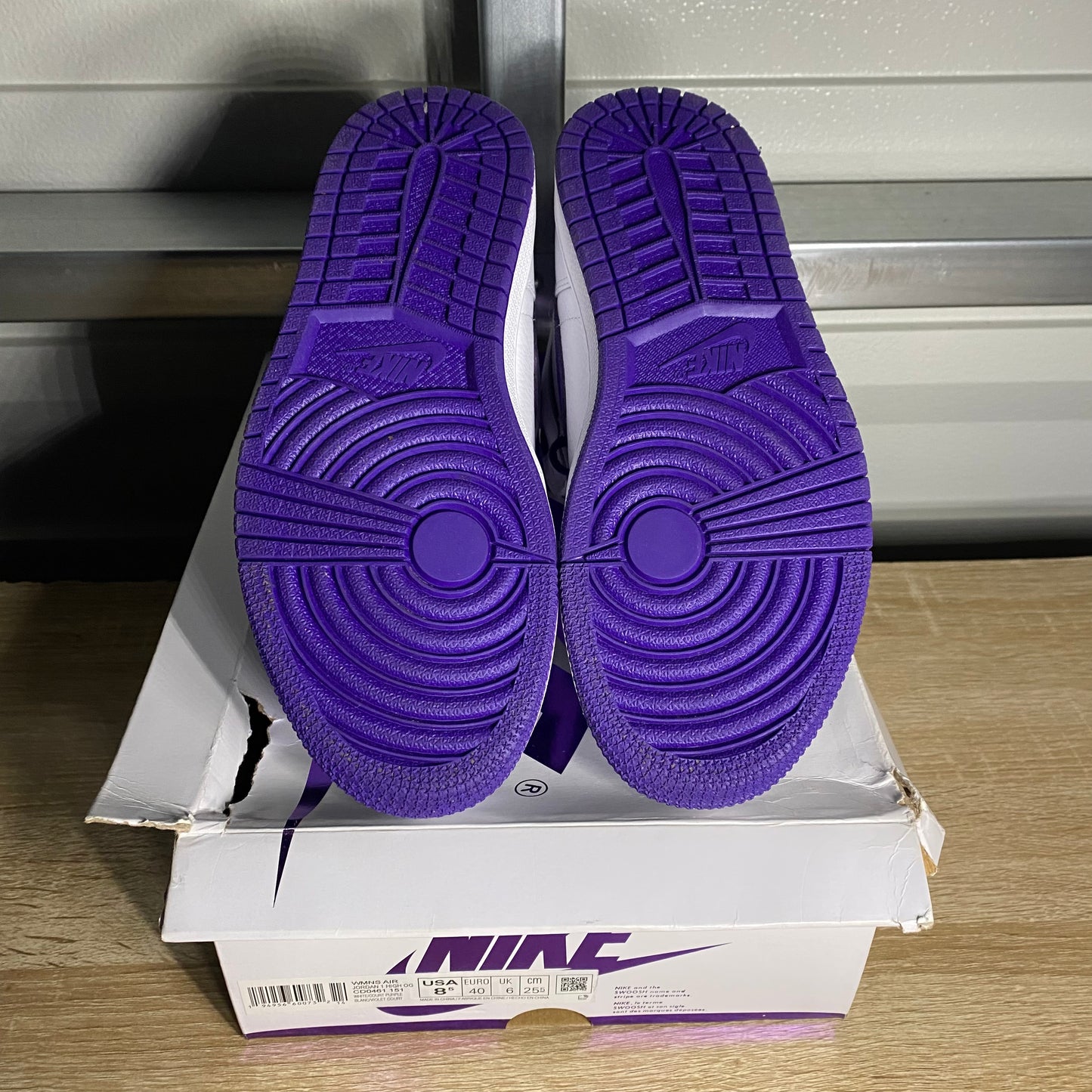 Size 8.5W - AJ 1 Retro High Court Purple