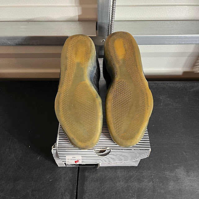 Size 12 - Kobe 11 Elite Low Black Space