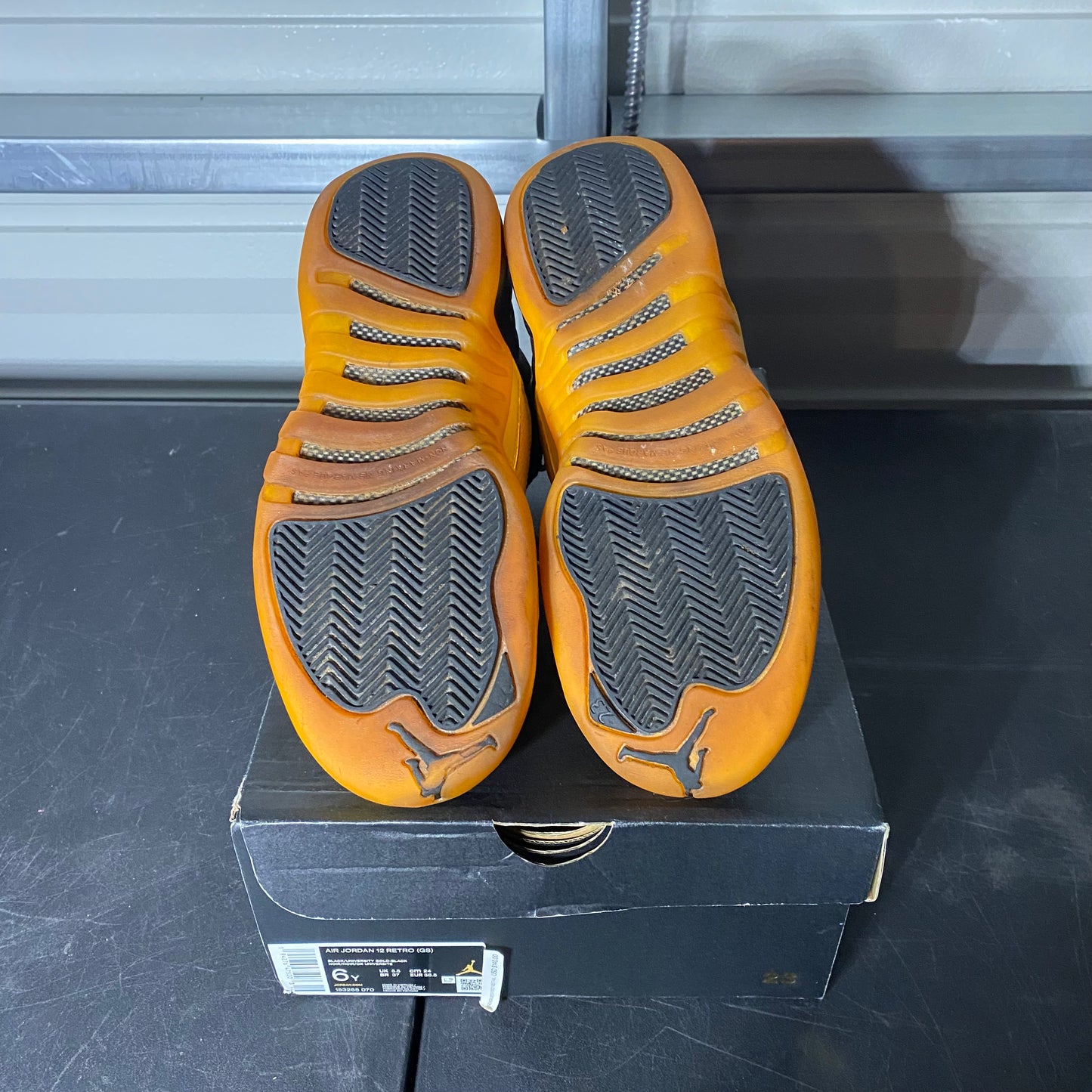 Size 6Y - AJ 12 Retro University Gold