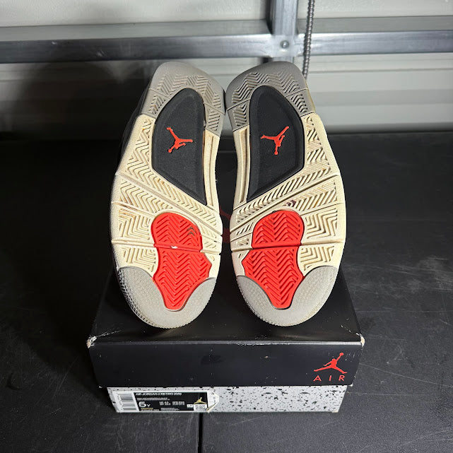 Size 5Y - AJ 4 Retro Infrared