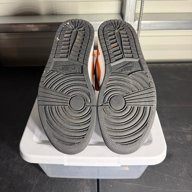 Size 8.5 - AJ 1 Mid Shattered Backboard