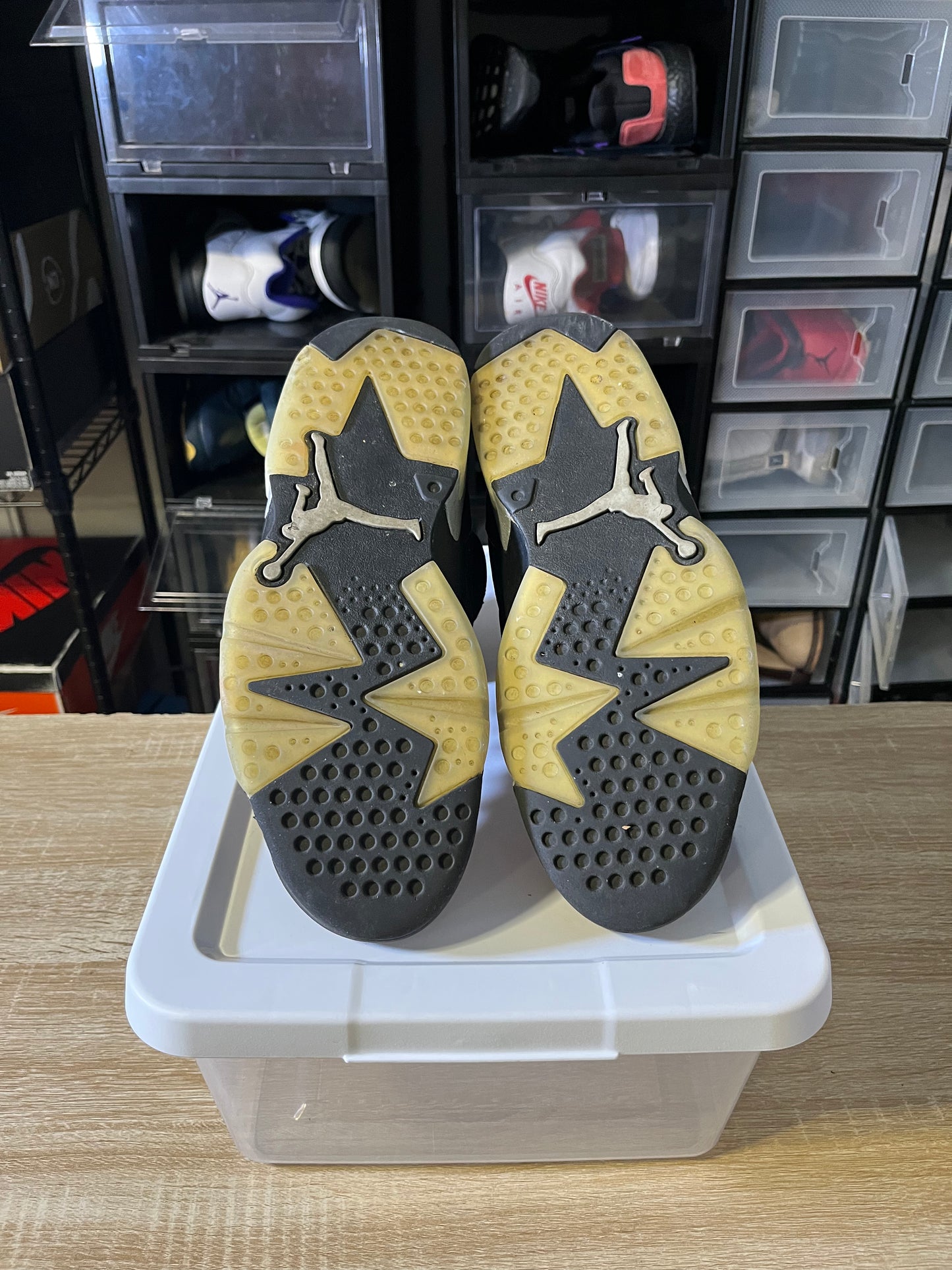 Size 10.5 - AJ 6 Retro Chrome