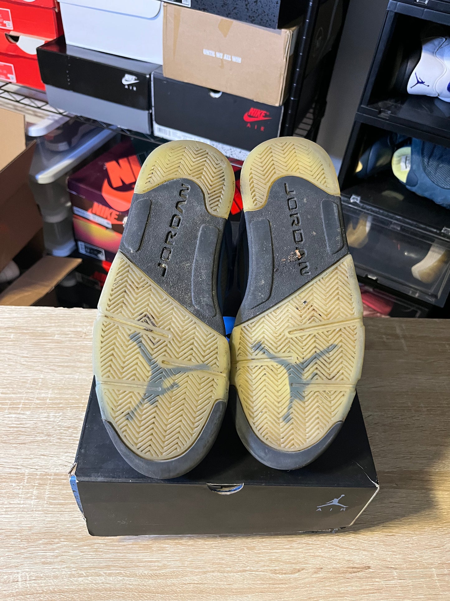 Size 8.5 - AJ 5 Retro SE UNC
