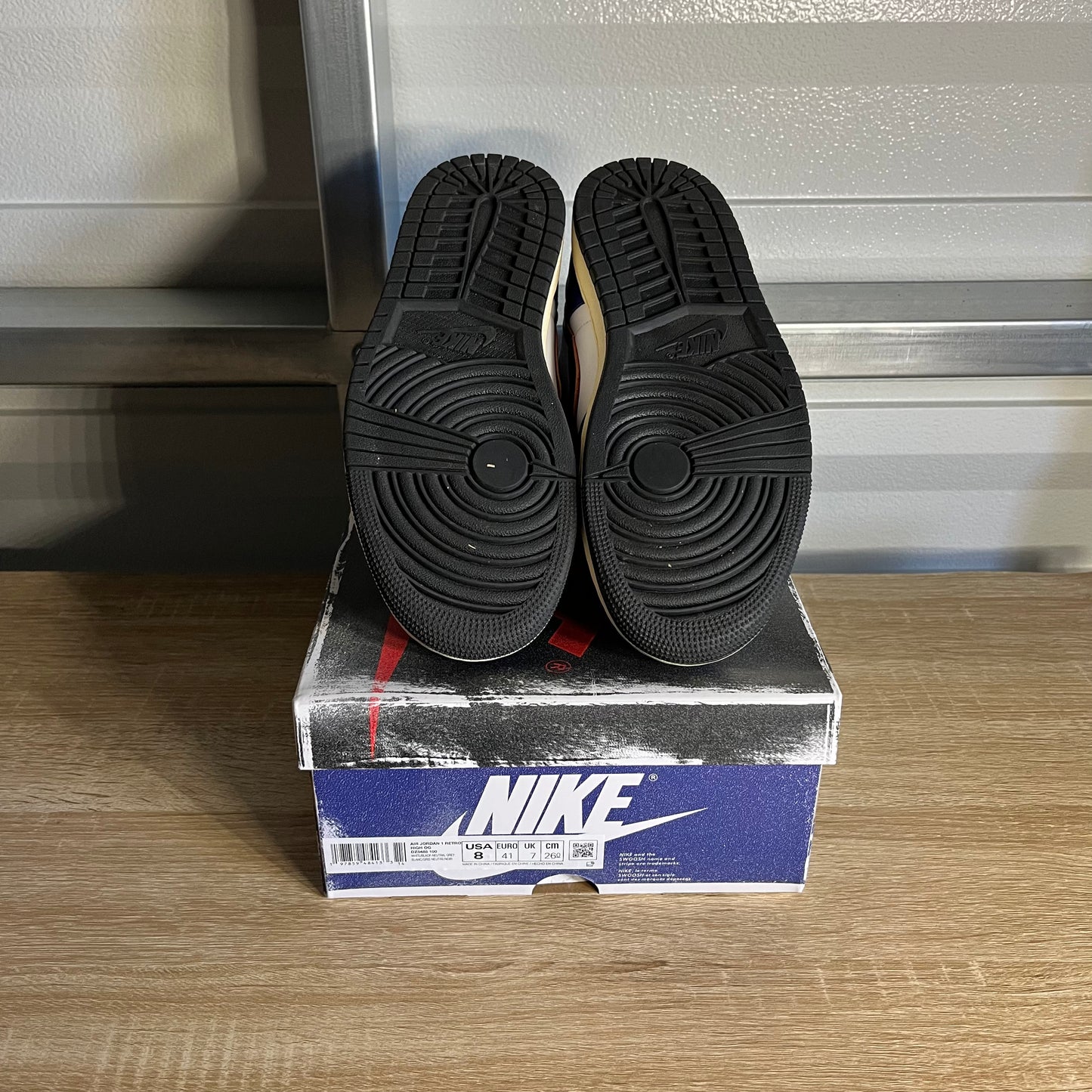 Size 8 - AJ 1 High OG Rare Air