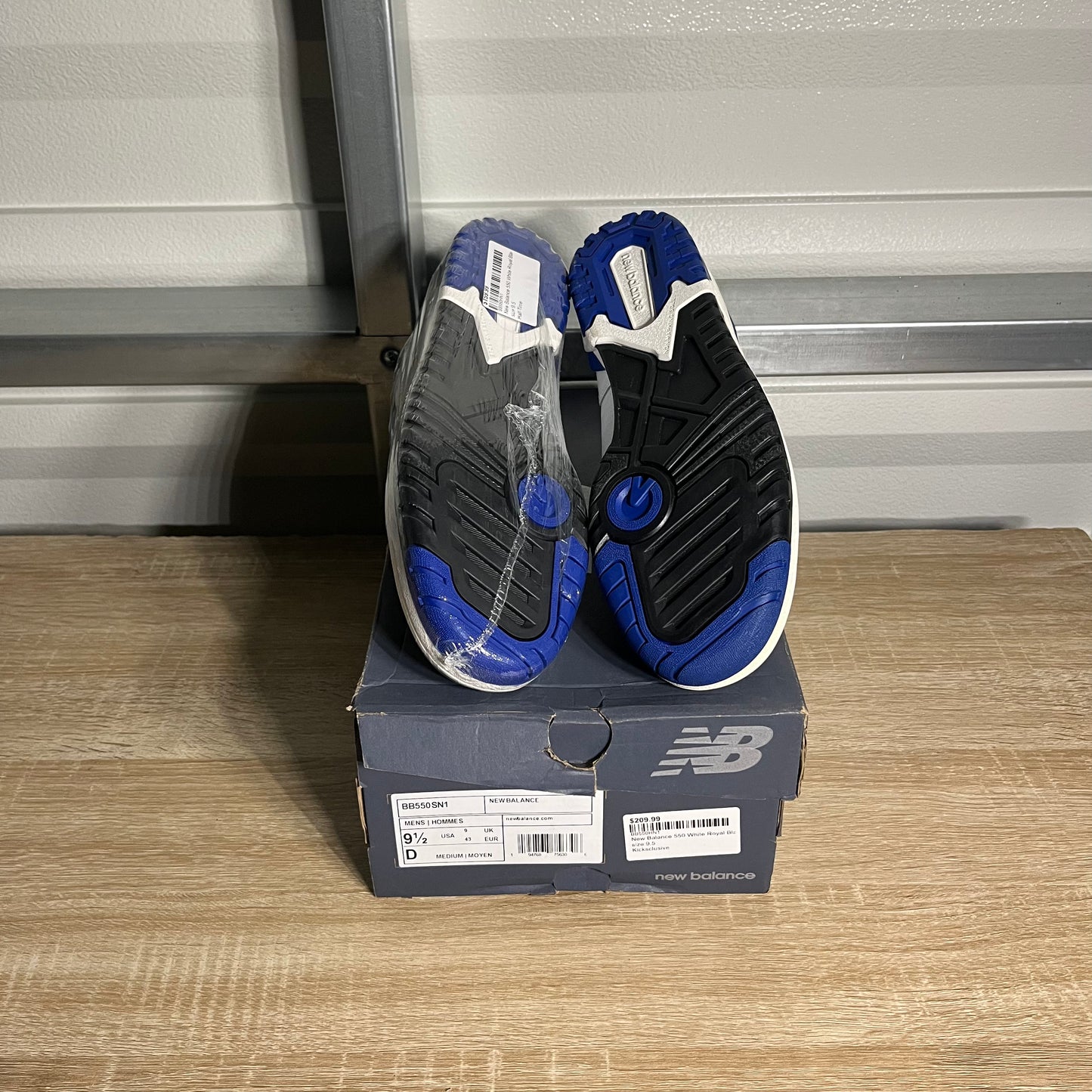 Size 9.5 - NB 550 White Blue